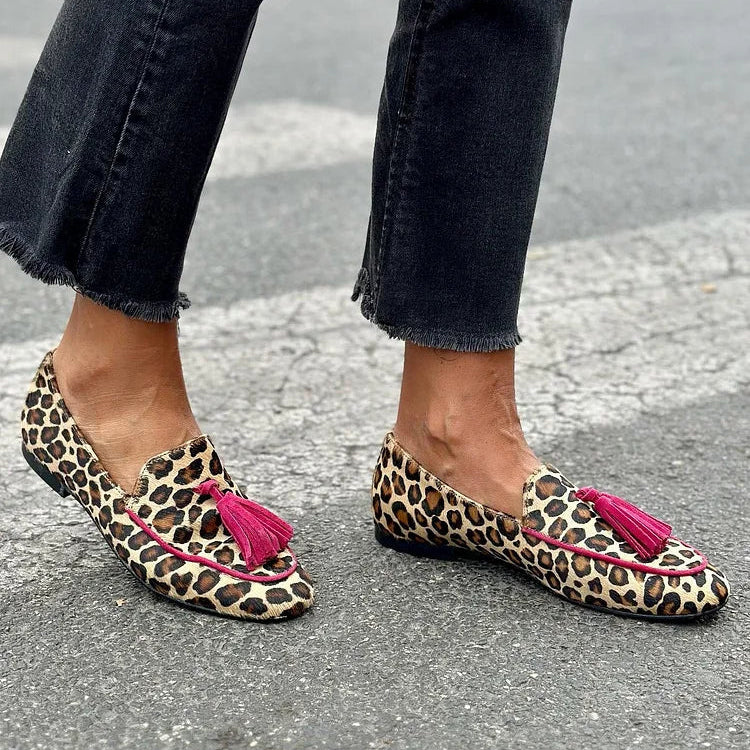 Rihanna - Mocassini a motivo leopardato
